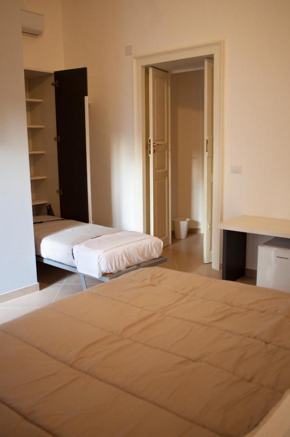 Casapaola B&B Rooms 阿奇雷亚莱 外观 照片