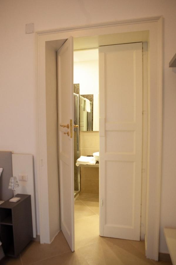 Casapaola B&B Rooms 阿奇雷亚莱 外观 照片