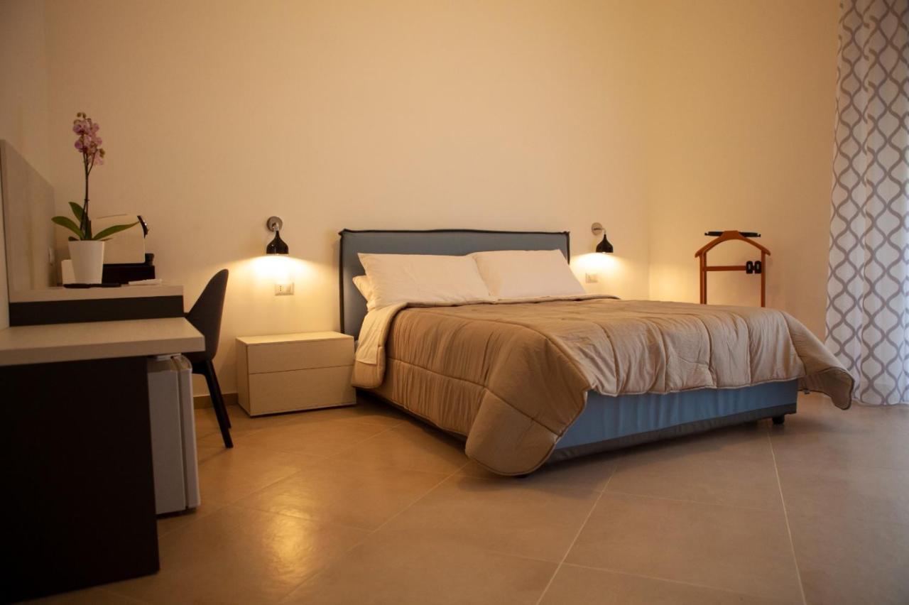 Casapaola B&B Rooms 阿奇雷亚莱 外观 照片