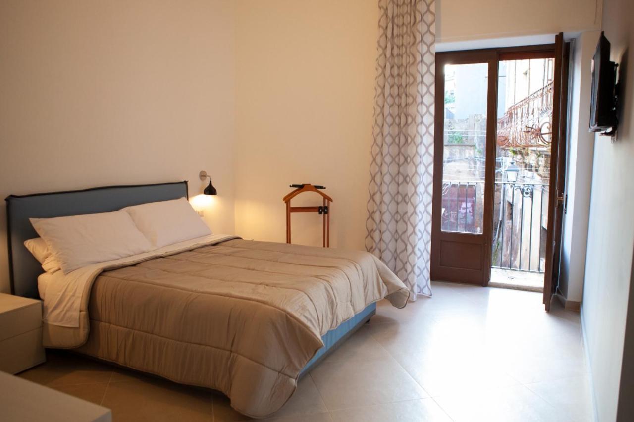 Casapaola B&B Rooms 阿奇雷亚莱 外观 照片