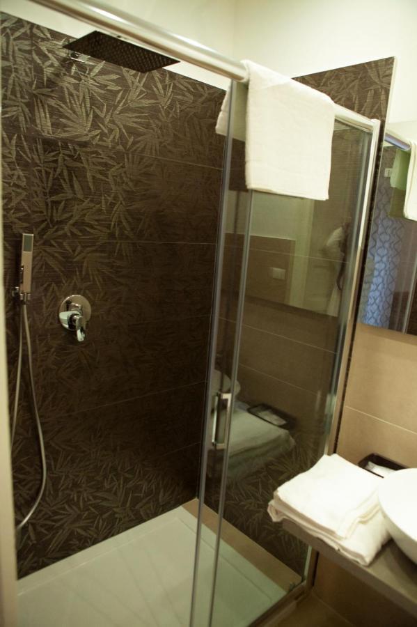 Casapaola B&B Rooms 阿奇雷亚莱 外观 照片