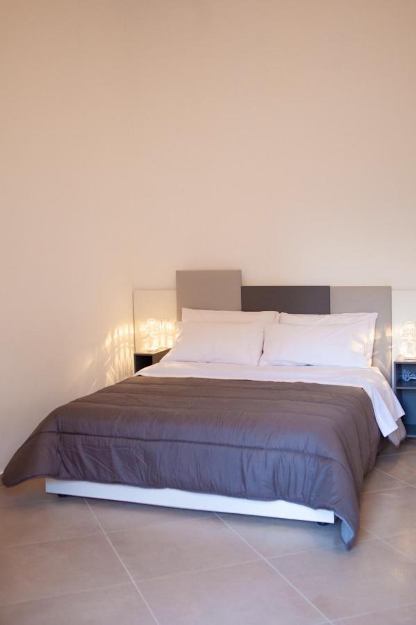 Casapaola B&B Rooms 阿奇雷亚莱 外观 照片