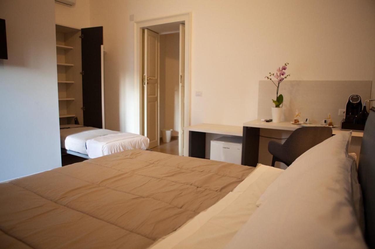 Casapaola B&B Rooms 阿奇雷亚莱 外观 照片