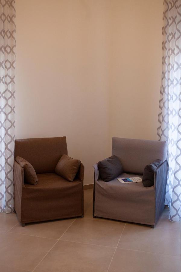 Casapaola B&B Rooms 阿奇雷亚莱 外观 照片